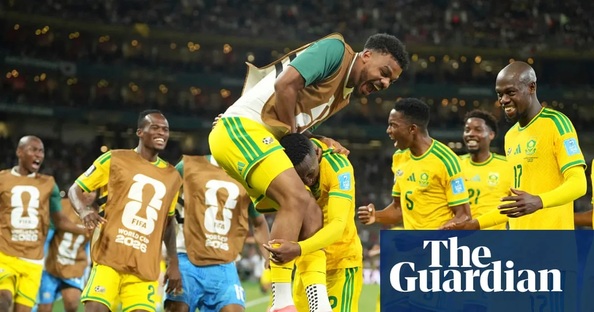 Mexico maintain 100% winning record as Czech Rep go home