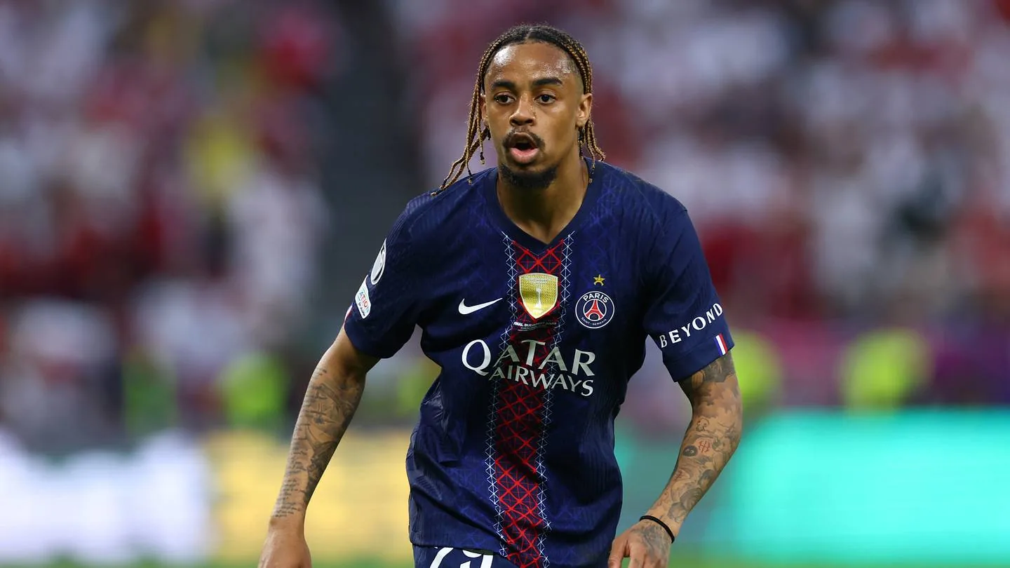 Football gossip: Barcola, Vinicius Jr, Guimaraes, Savinho, Diomande, Salah
