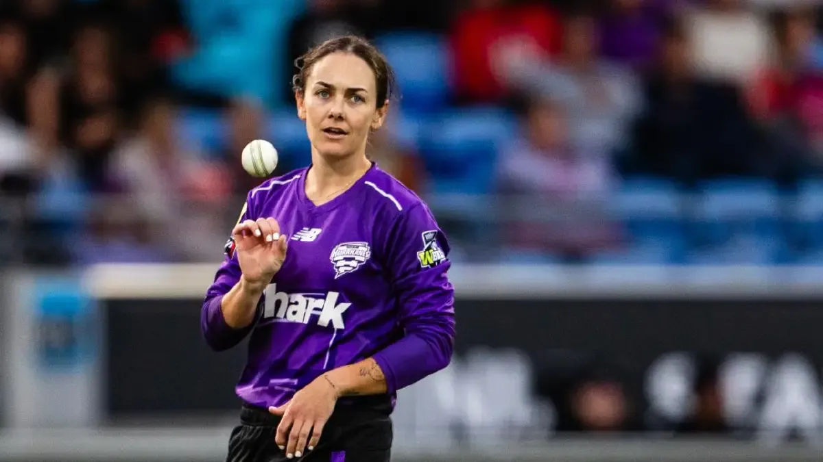 Aussie Heather Graham took four wickets for Welsh Fire, but still ended on the losing side. (Linda Higginson/AAP PHOTOS)